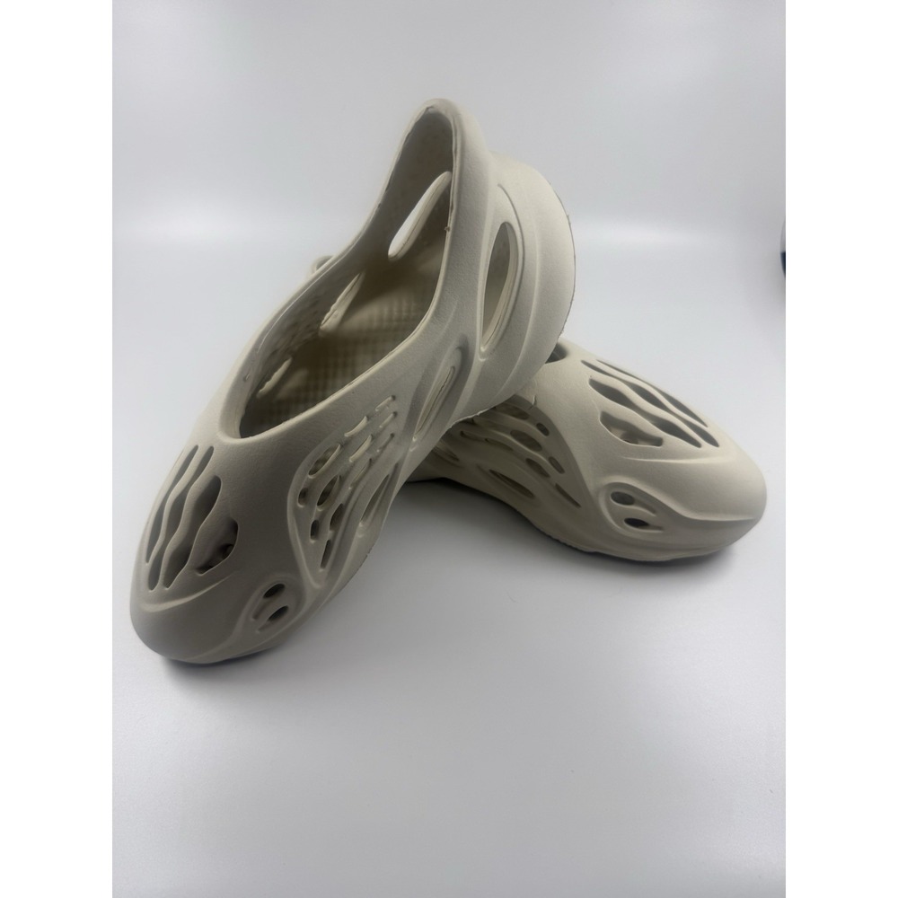Adidas Yeezy Foam RNNR Beige Slip-On Lightweight Foam Sneakers - Picture 3 of 6